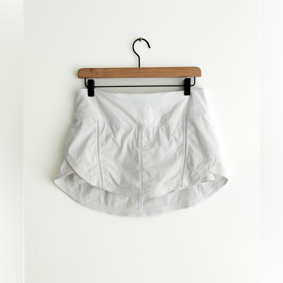 Lululemon Full Stride Skirt in white sz 6 - Picture 1 of 8